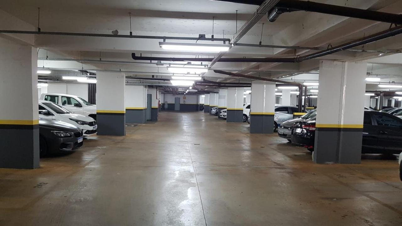 Flat Com Wifi, Pisicina E Estacionamento *